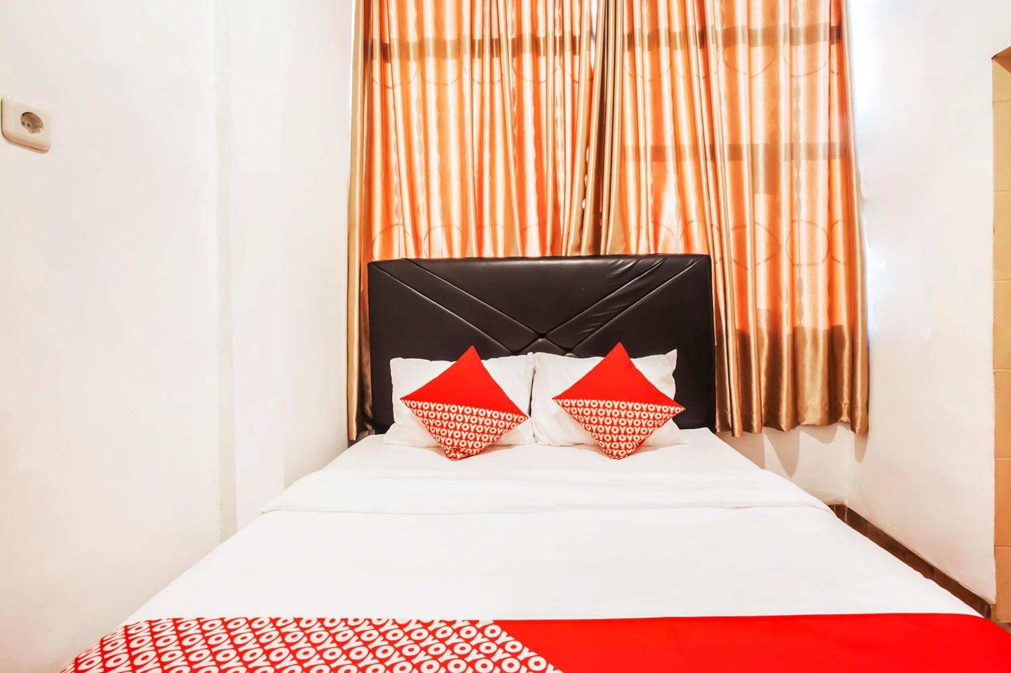 Oyo 2720 Sutomo Inn Medan Luaran gambar