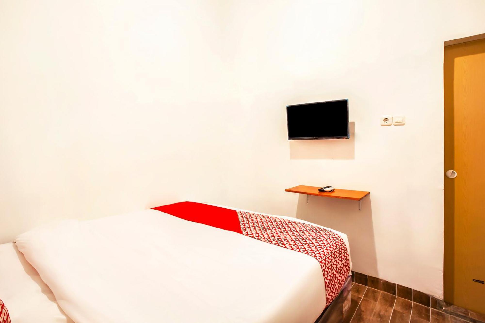 Oyo 2720 Sutomo Inn Medan Luaran gambar