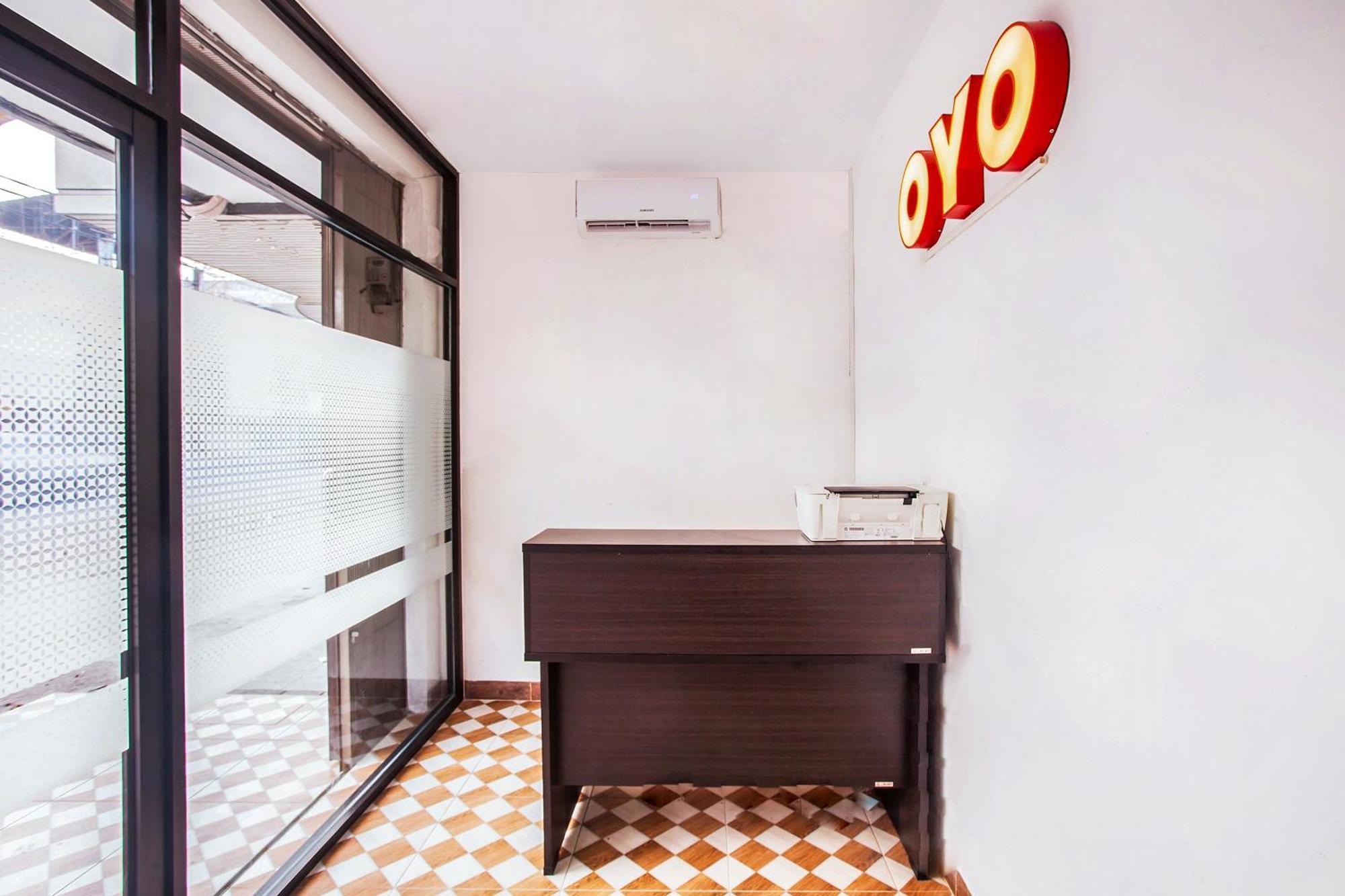 Oyo 2720 Sutomo Inn Medan Luaran gambar