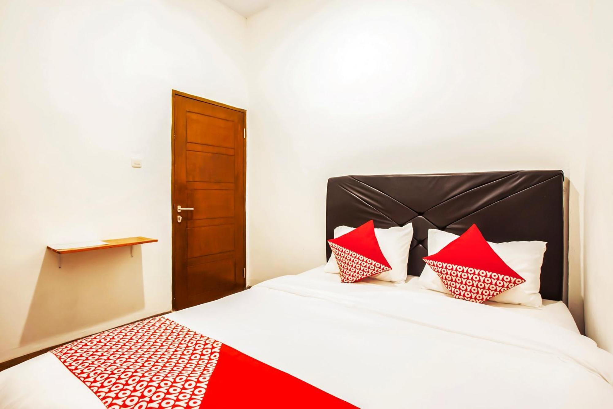 Oyo 2720 Sutomo Inn Medan Luaran gambar