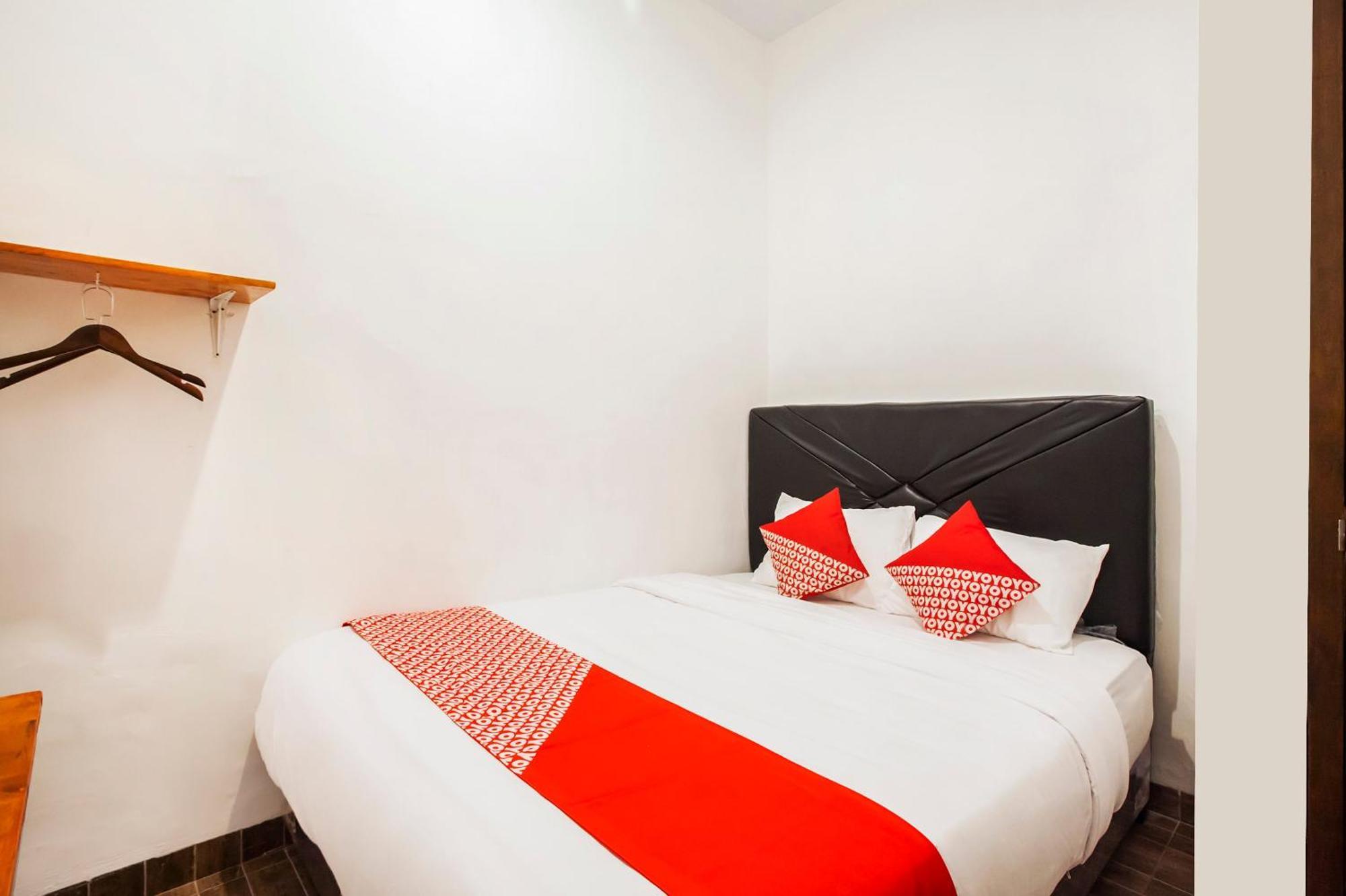 Oyo 2720 Sutomo Inn Medan Luaran gambar